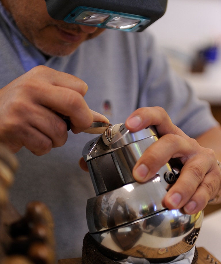 James Avery Hand Engraver