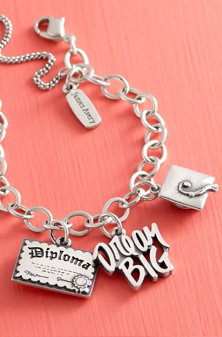 Graduaation gifts for yourself or a loved one